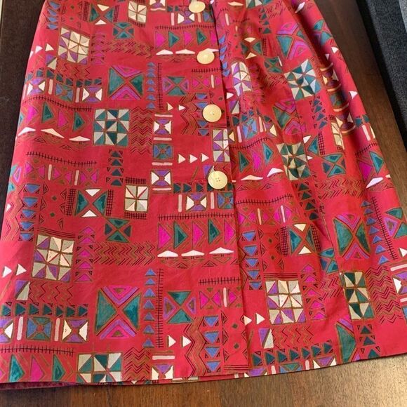 Vintage Red Geometric Shapes Skirt Mother of Pearl Buttons Sz 4 - Picture 3 of 10